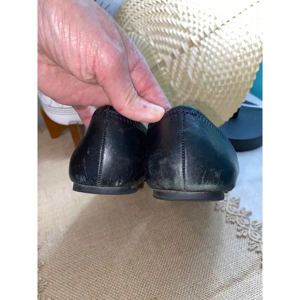 Tory Burch Ballet Flat Leather Upper size 7.5M Gold T Logo Shoes - Picture 6 of 11